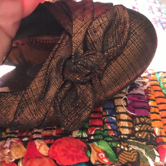 Born iridescent gold and black flats - Picture 7 of 16